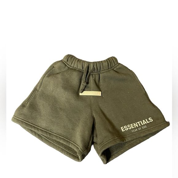 Essentials Fear of God Boys Shorts size 2/3 - Picture 1 of 4
